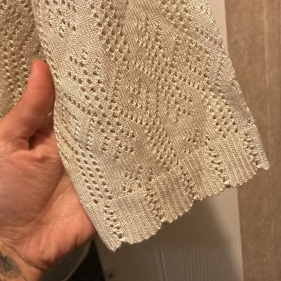 Kim Rogers sweater - Picture 2 of 5